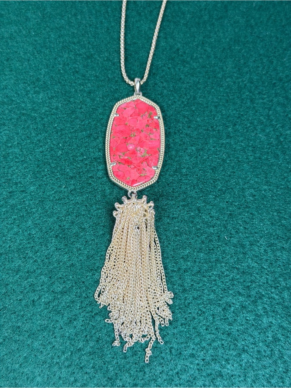 Kendra Scott Pink Stone Tassel Pendant Necklace Gold Tone Long Chain - Picture 4 of 9